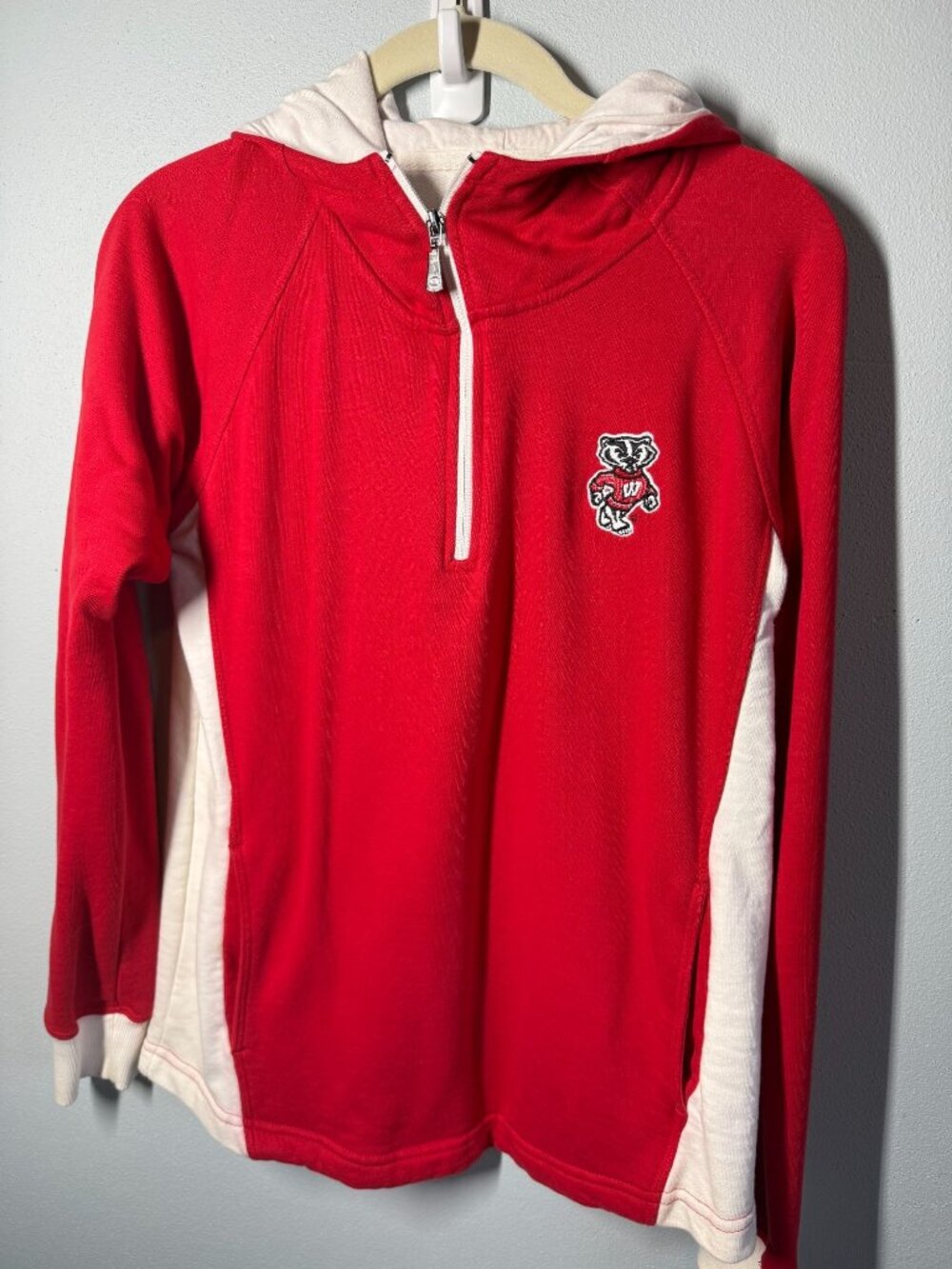 Champion Womens Medium Wisconsin Badgers Hoodie 1/4 Zip Sweatshirt Red Athletic